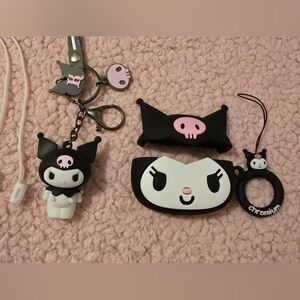 ‼️CLEARANCE‼️ 🩷🖤 Kuromi Character iPod Case and Keychain Set